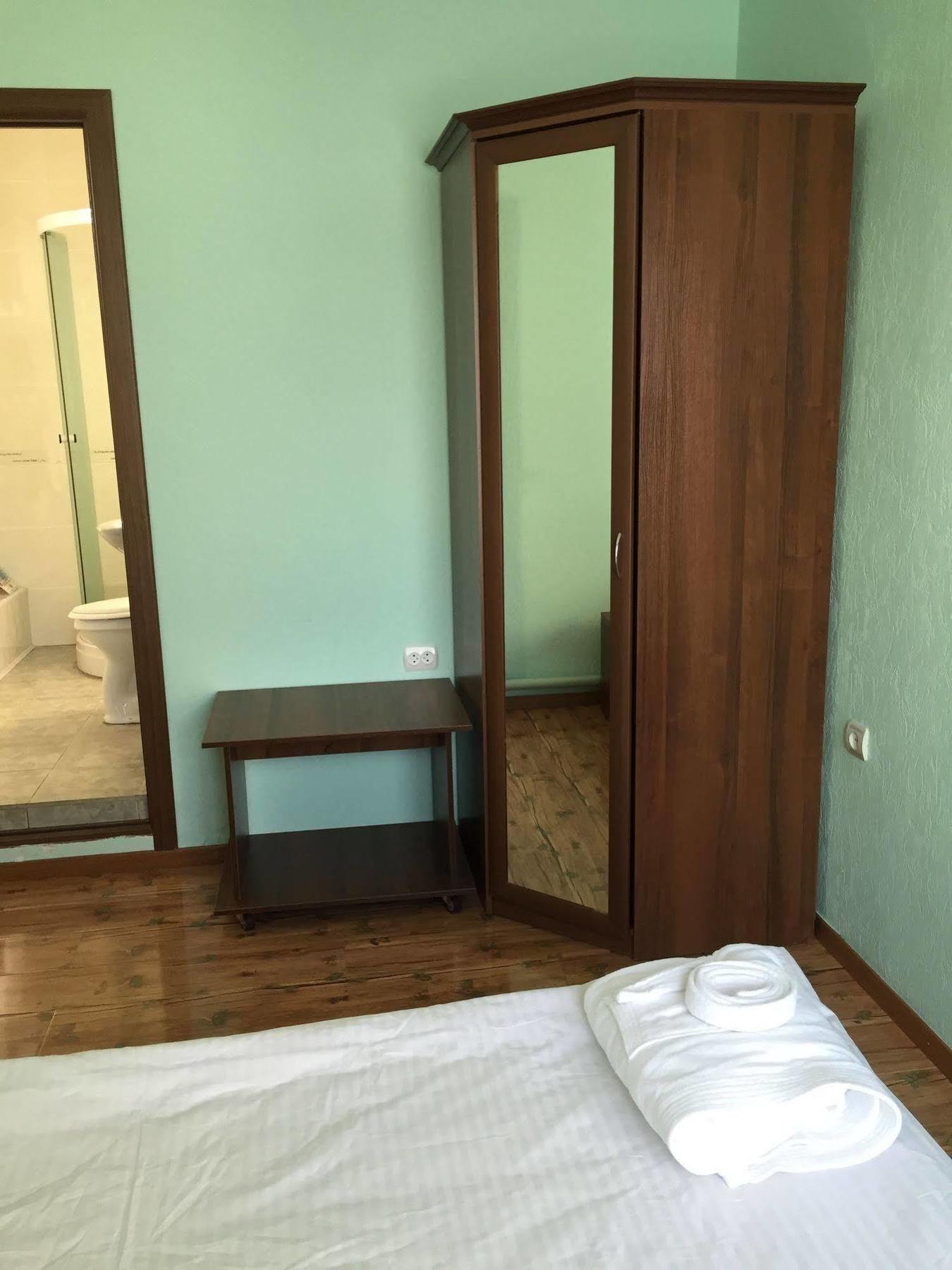 Rise Hotel Almaty Exterior foto